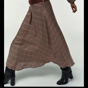 Elegant Brown Checkered Skirt
